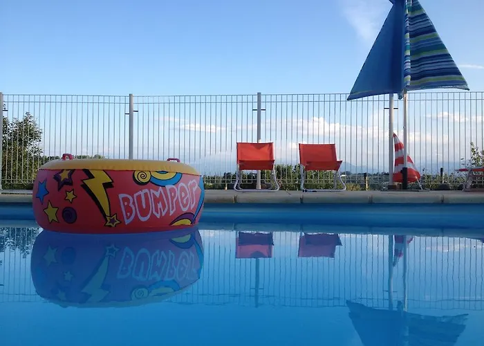 D'hotes Coteaux Sud Bed & Breakfast 4*